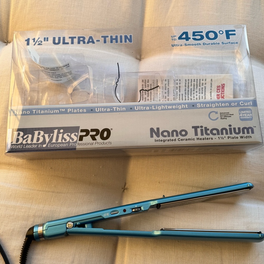 BaByliss Pro Nano Titanium 1.5 in Ultra Thin Straightener